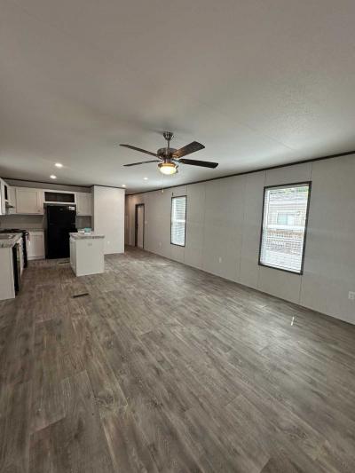 Photo 6 of 5 of home located at 7 Yucca Dr. Austin, TX 78744