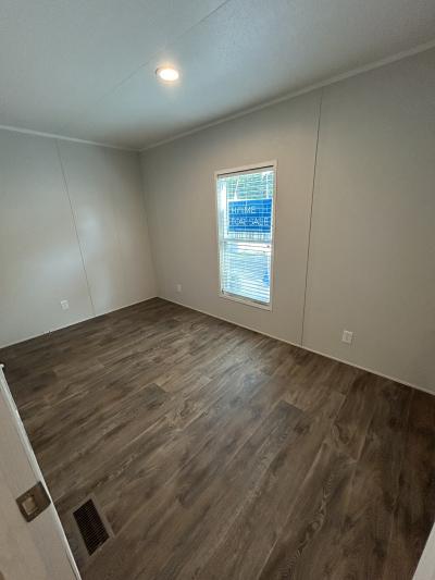 Photo 4 of 7 of home located at 22 Olmos Dr., Austin, TX 78744