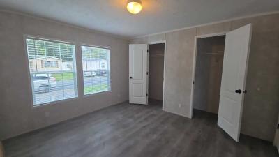 Photo 5 of 7 of home located at 109 Pinto Cir. O Fallon, MO 63368