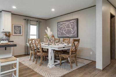 Photo 5 of 8 of home located at 6121 Collins Rd, #232 Jacksonville, FL 32244