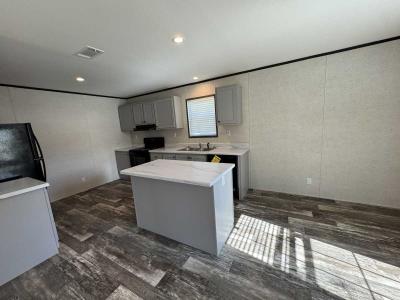Photo 3 of 6 of home located at 6121 Collins Rd., #243 Jacksonville, FL 32244