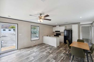 Photo 4 of 7 of home located at 6121 Collins Rd, #97 Jacksonville, FL 32244