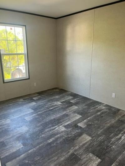 Photo 4 of 5 of home located at 5291 Collins Rd., #357 Jacksonville, FL 32244