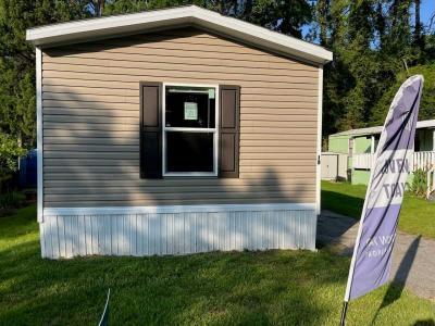 Photo 4 of 3 of home located at 5291 Collins Rd., #14 Jacksonville, FL 32244