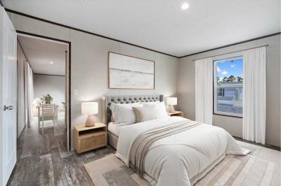 Photo 5 of 6 of home located at 5291 Collins Rd., #289 Jacksonville, FL 32244