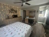 1980 Twin HS Mobile Home