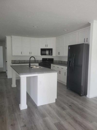 Photo 2 of 9 of home located at 3359 Sherwood Bay City, MI 48706