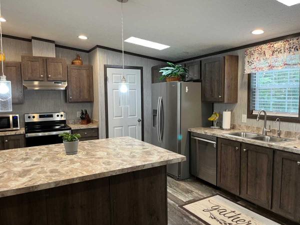 2023 Colony Beacon Prestige Manufactured Home