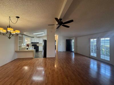 Photo 3 of 29 of home located at 1250 N Kirby St #32 Hemet, CA 92545