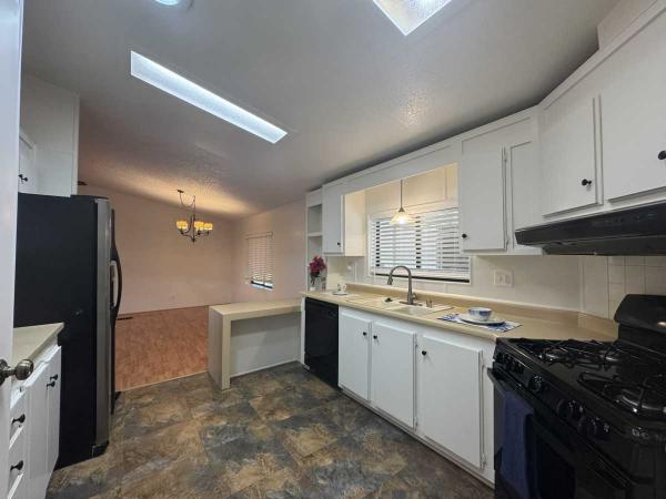 1985 Silvercrest Mobile Home
