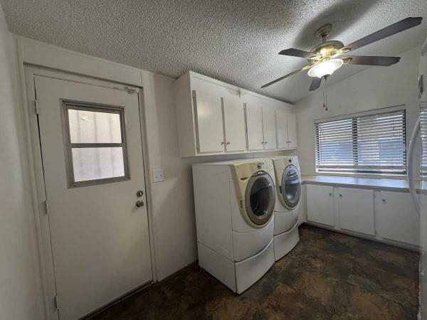 1985 Silvercrest Mobile Home
