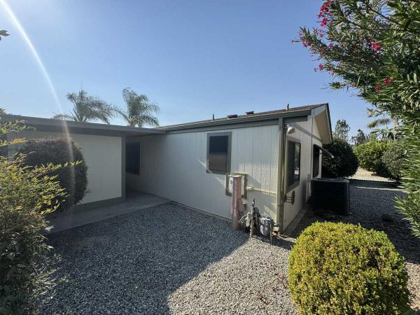 1985 Silvercrest Mobile Home