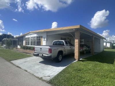 Photo 4 of 39 of home located at 48 Galleon Dr North Fort Myers, FL 33917