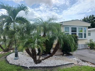 Photo 2 of 25 of home located at 8613 Bayshore Rd #45 Palmetto, FL 34221