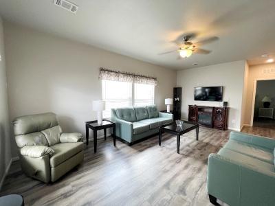 Photo 4 of 57 of home located at 2929 E Main St Lot #122 Mesa, AZ 85213