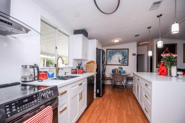 1999 Greenhill Manufactured Home