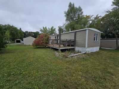 Photo 2 of 12 of home located at 143 Judith Dr. Chaska, MN 55318