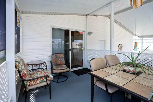 2004 Manufactured Home
