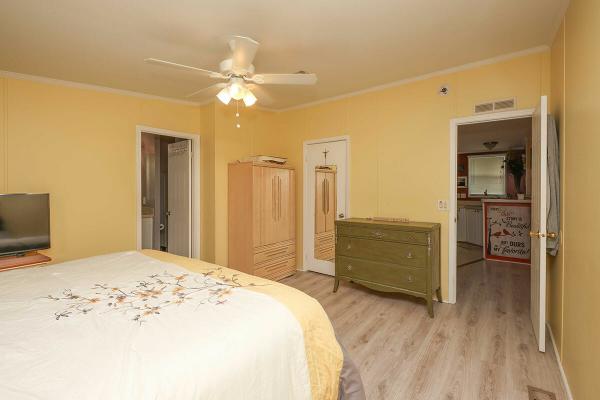 2004 Manufactured Home