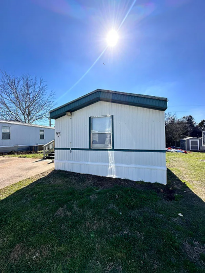 Mobile Home at 147 Guadalupe Street Bastrop, TX 78602