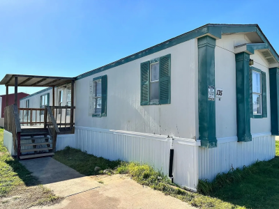Mobile Home at 135 Neches Dr Bastrop, TX 78602