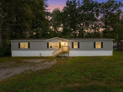 Mobile Home at 308 Mill Rd Wartburg, TN 37887