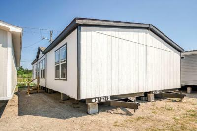 Mobile Home at Greater Texas Home Center Llc 12122 Us 59 Hwy Splendora, TX 77372