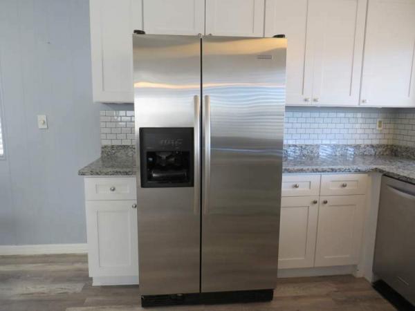 1980 Schult Manufactured Home