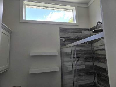 Photo 5 of 24 of home located at 3100 North Road #303 Naples, FL 34104