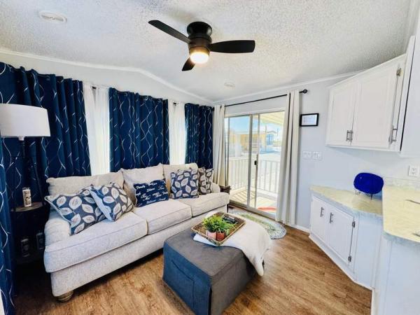 1991 Cavco Manufactured Home