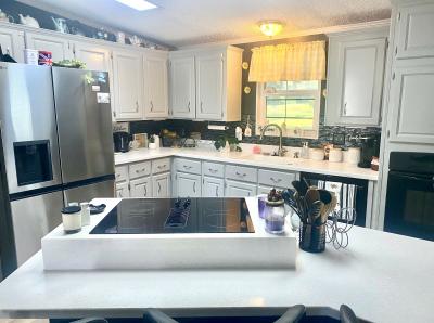 Photo 5 of 14 of home located at 133 E Hampton Dr Auburndale, FL 33823