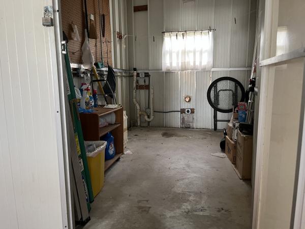 1982 N/A NA Mobile Home