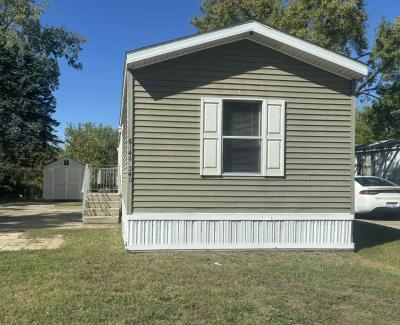 Mobile Home at 6144 Lake Drive Site #340 Ypsilanti, MI 48197