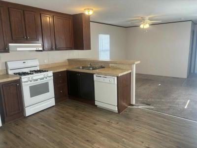 Photo 3 of 6 of home located at 6144 Lake Drive Site #340 Ypsilanti, MI 48197