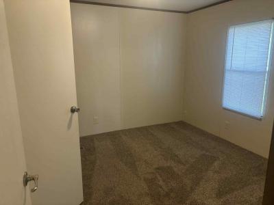 Photo 4 of 6 of home located at 6144 Lake Drive Site #340 Ypsilanti, MI 48197