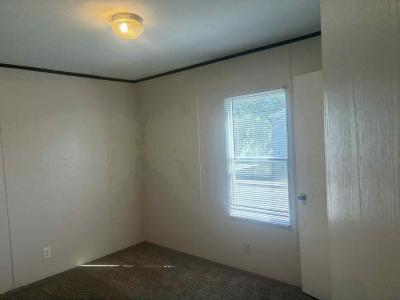 Photo 5 of 6 of home located at 6144 Lake Drive Site #340 Ypsilanti, MI 48197