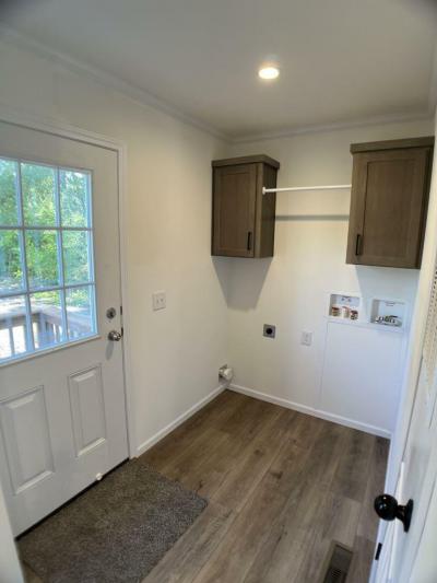 Photo 4 of 20 of home located at 12710 Granger Court Apple Valley, MN 55124