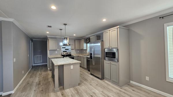 2023 CHAMPION SIG4522A Mobile Home