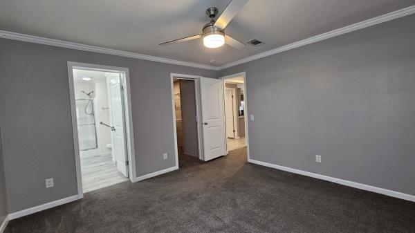 2023 CHAMPION SIG4522A Mobile Home