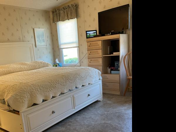 1990 Mobile Home