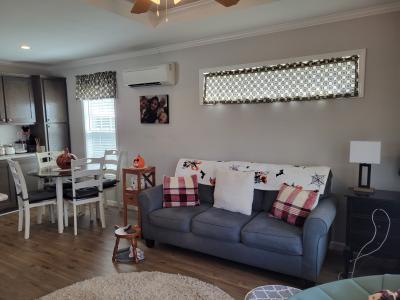 Photo 2 of 9 of home located at 3751 Laurel Valley Blvd. Zephyrhills, FL 33542