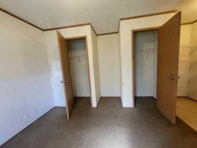 Photo 5 of 20 of home located at 1162 Richard Road Elgin, IL 60123