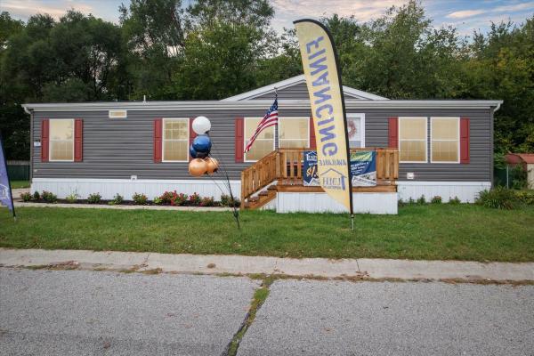 Photo 1 of 2 of home located at 855 E Mishawaka Rd. #15 Elkhart, IN 46517