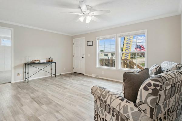 2025 Adventure 15 Mojave 2852-1  Home