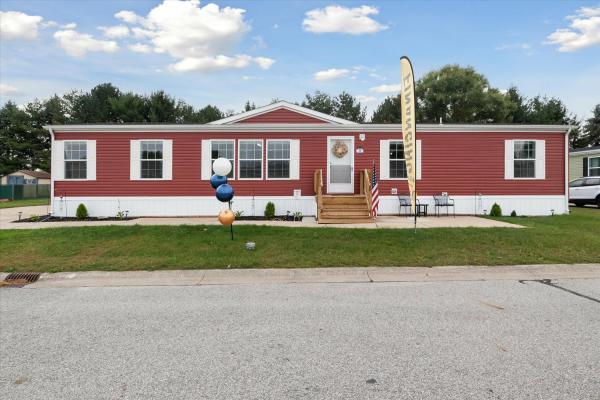 2025 Adventure 32 4643L  Home