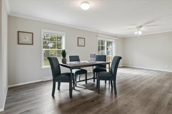 2025 Adventure 32 4643L  Home