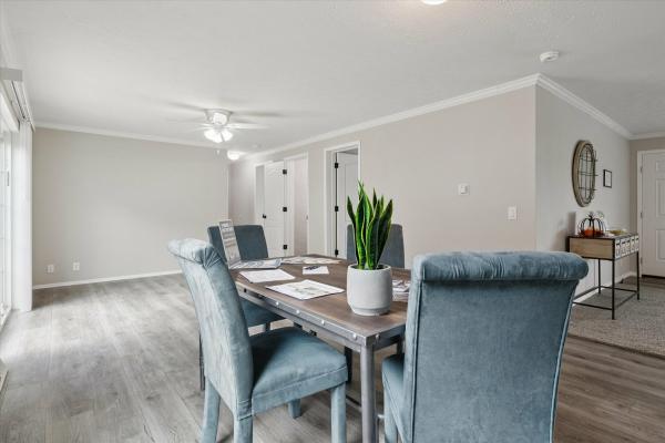 2025 Adventure 32 4643L  Home