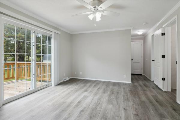 2025 Adventure 32 4643L  Home