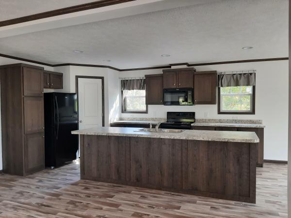 2025 Colony 550EC28543A  Home