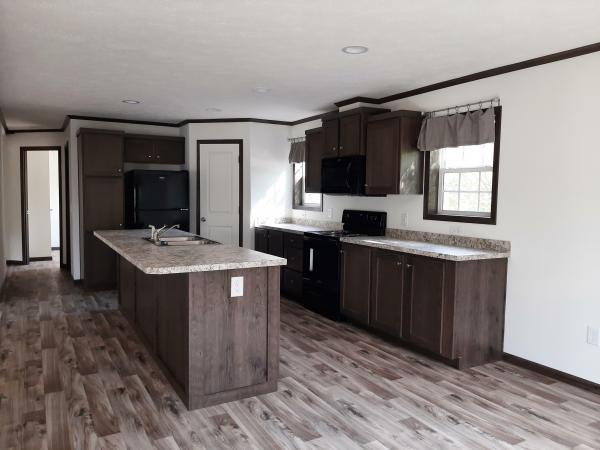 2025 Colony 550EC28543A  Home